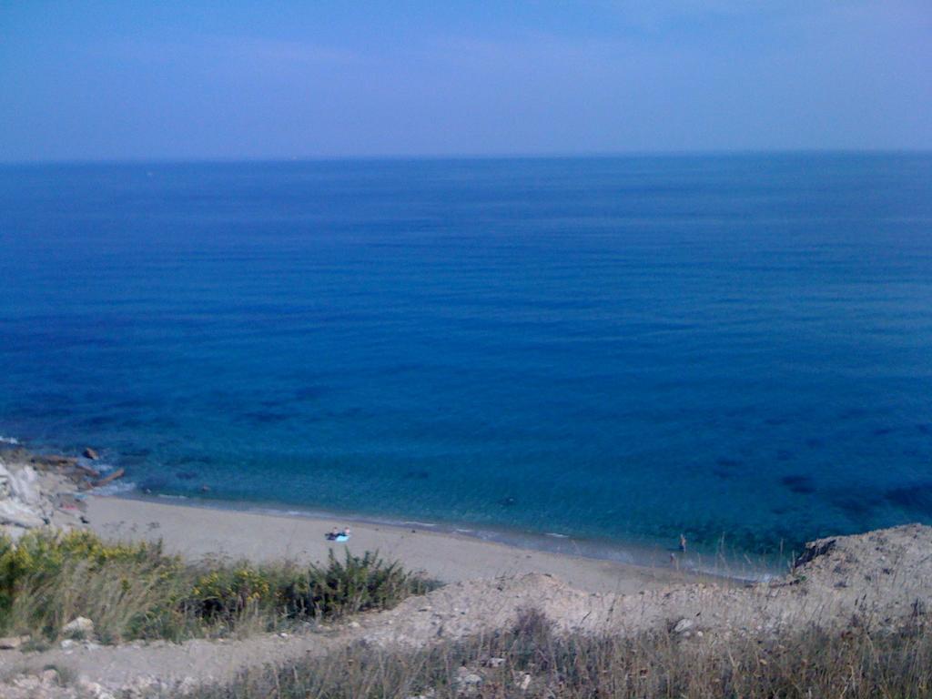 Hotel De La Mer Le Barcares Bagian luar foto